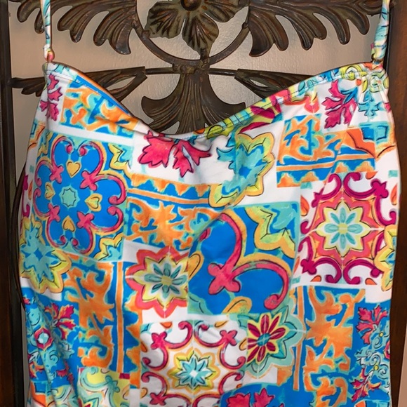 Liz Claiborne one piece printed swimsuit - Picture 2 of 8